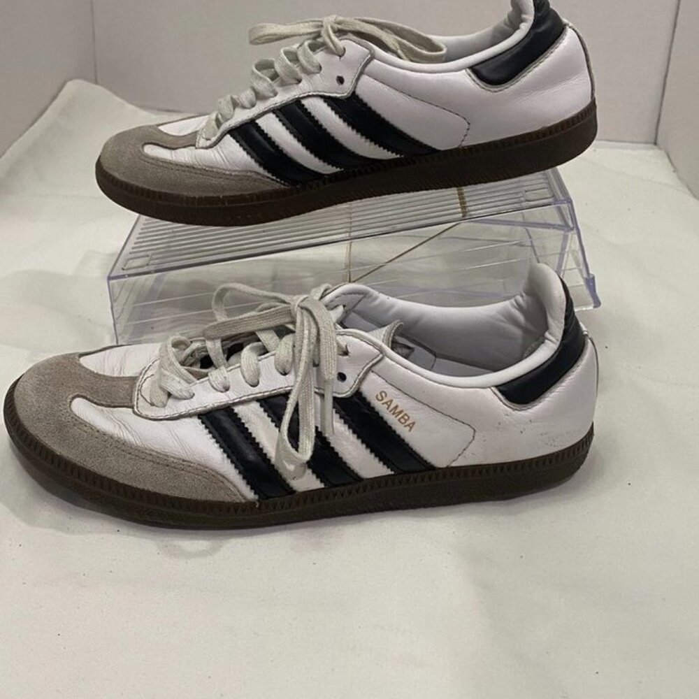 adidas Samba Classic Leather Sneakers White Black Youth 4 Gum Sole